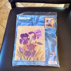 Janlynn Needlepoint Kit Bearded Irises